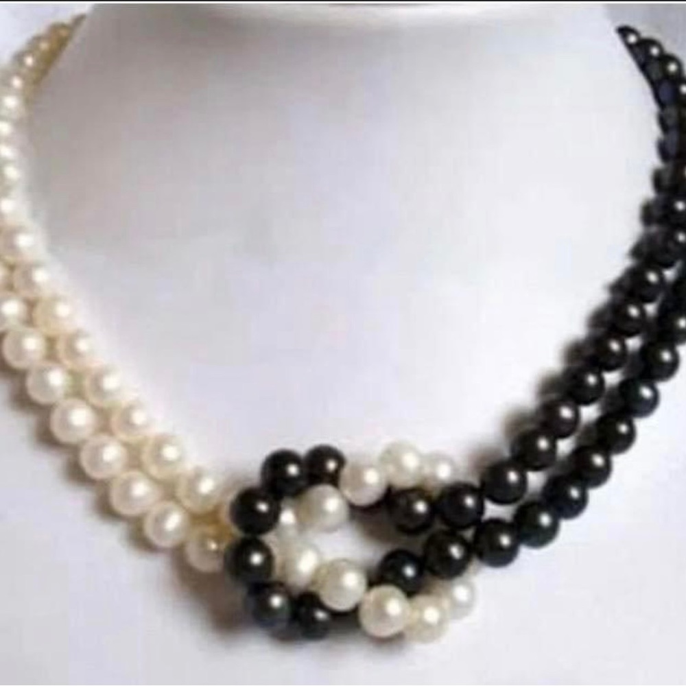 Akoya Natural black and white pearl elegant necklace 20 inch 8mm
